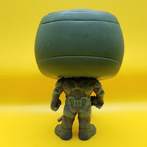 Funko Pop Games Doom Space Marine #90 Green Version 2016 Figure - Picture 3 of 6